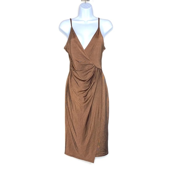 NWT. “Boohoo Night Sasha Textured Slinky Draped MIDI Dress Chartreuse” US Size 4 - Picture 1 of 8